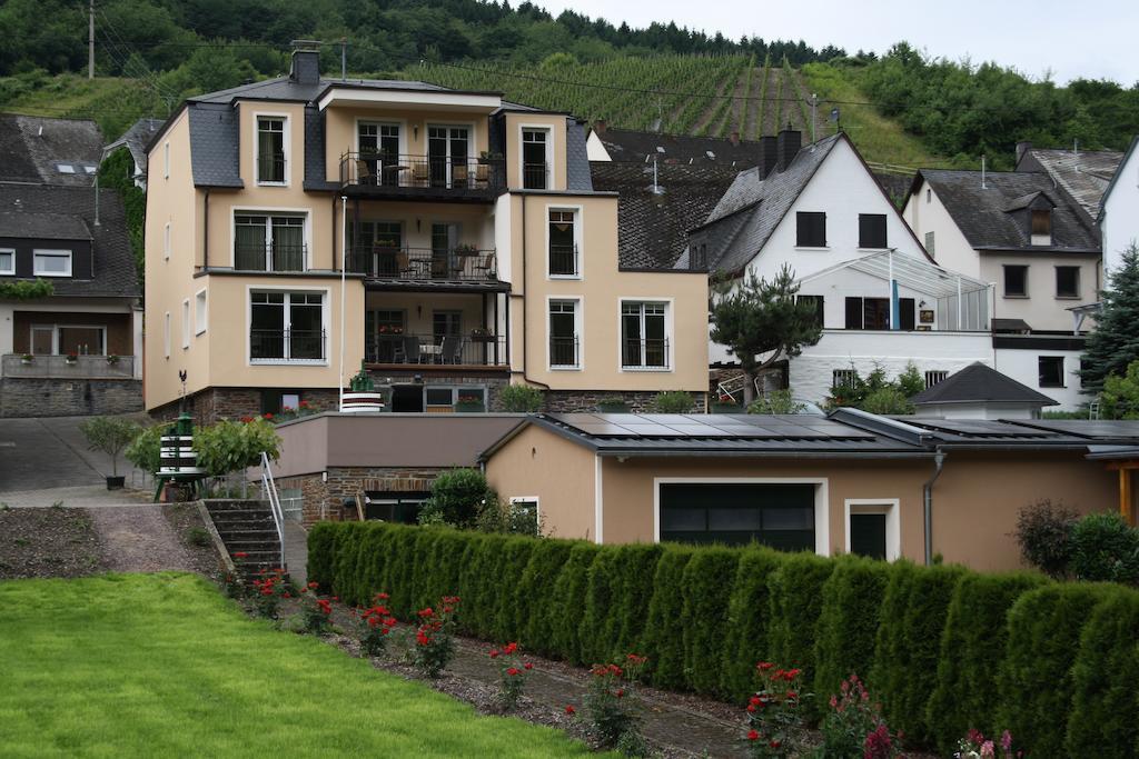 Hotel Weingut Goeres Briedel Esterno foto