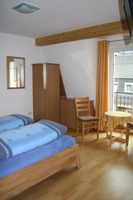 Hotel Weingut Goeres Briedel Camera foto