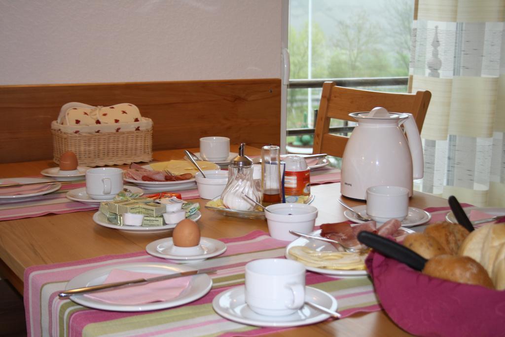 Hotel Weingut Goeres Briedel Esterno foto