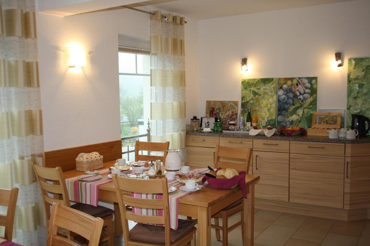 Hotel Weingut Goeres Briedel Esterno foto